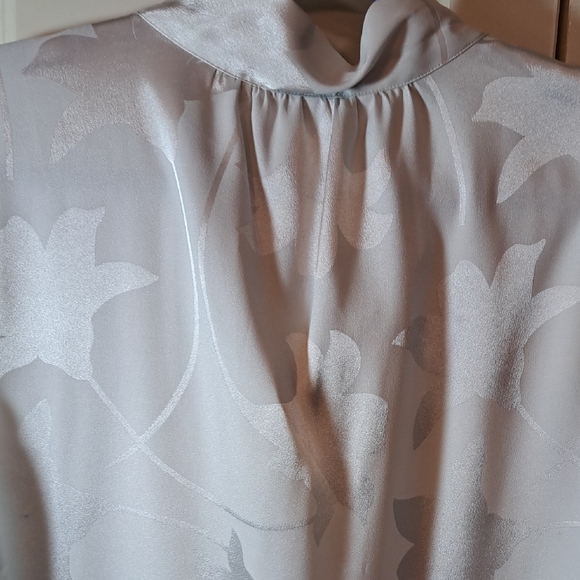 NWT Calvin Klein Suit Women's Elegant Gray Blouse - Picture 5 of 6